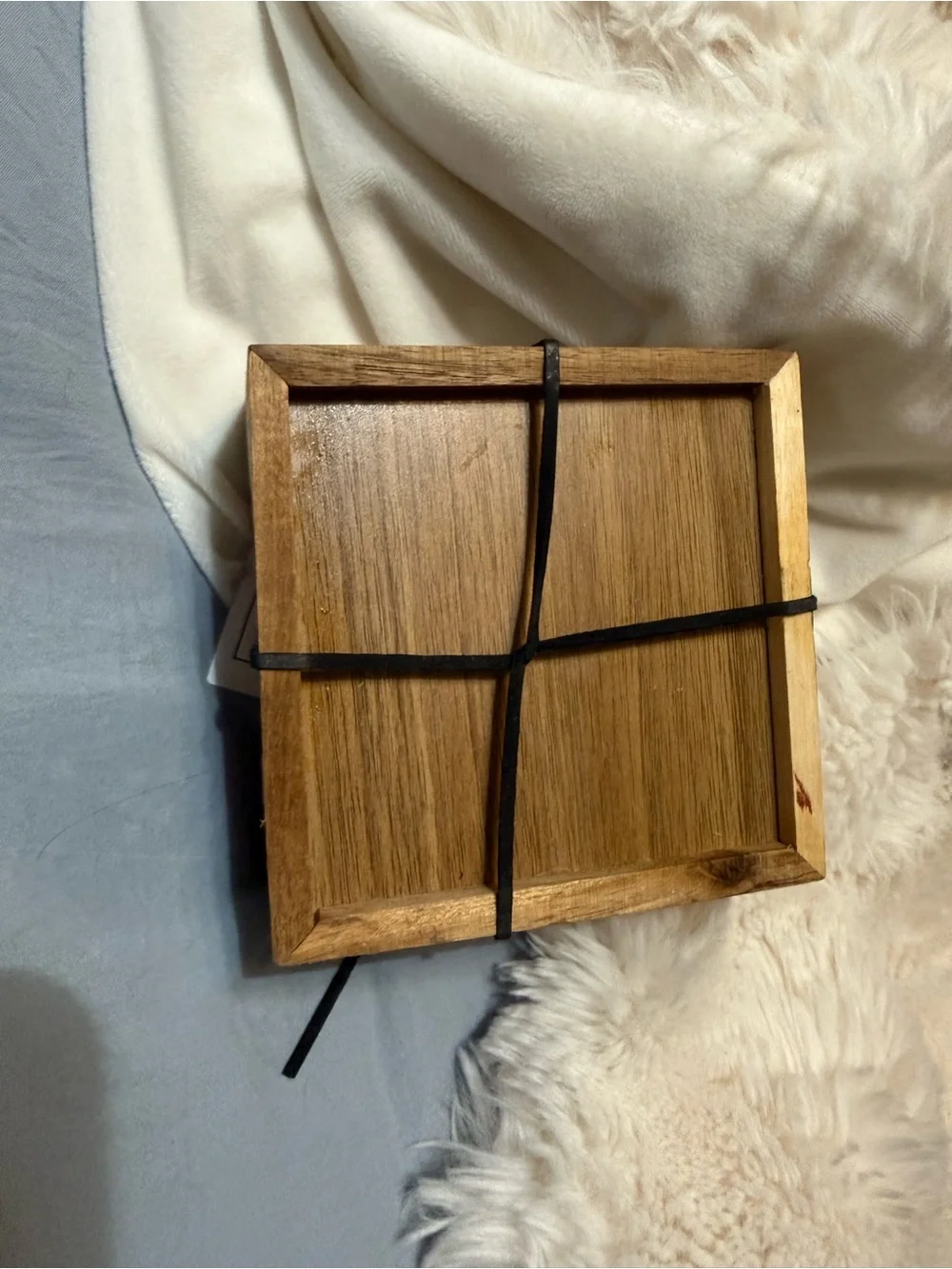 Bombay solid acacia